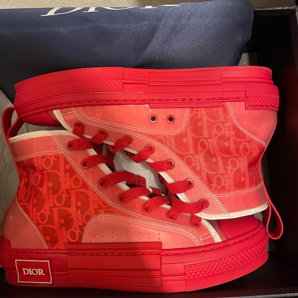 Dior